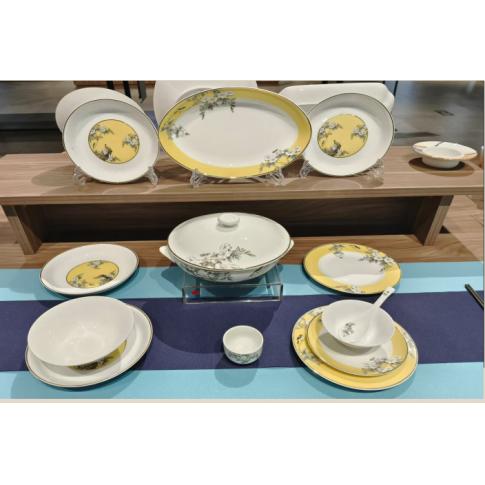 39头喜登高中餐具