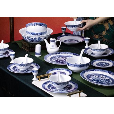 32头古典园林中餐具