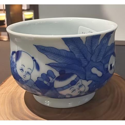1头手绘青花柴窑婴戏炉式杯